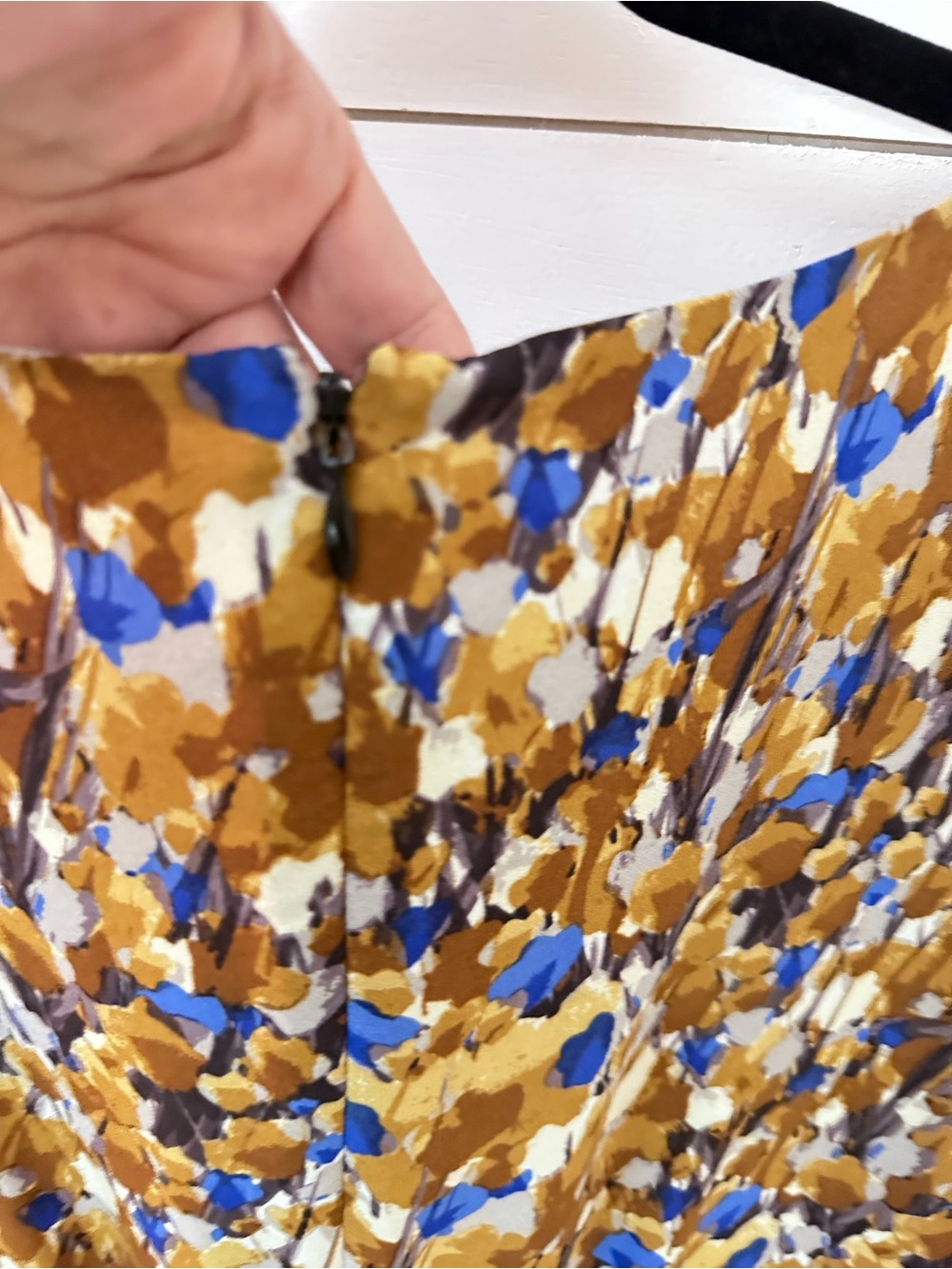 Tibi 8 Silk Print Midi Dress Abstract Floral Sheath Career Cocktail career chic - Picture 11 of 13